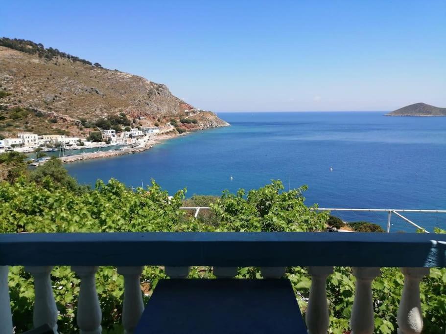 Rodon Agia Kyriaki Family In Spilia Leros Apartamento Panteli